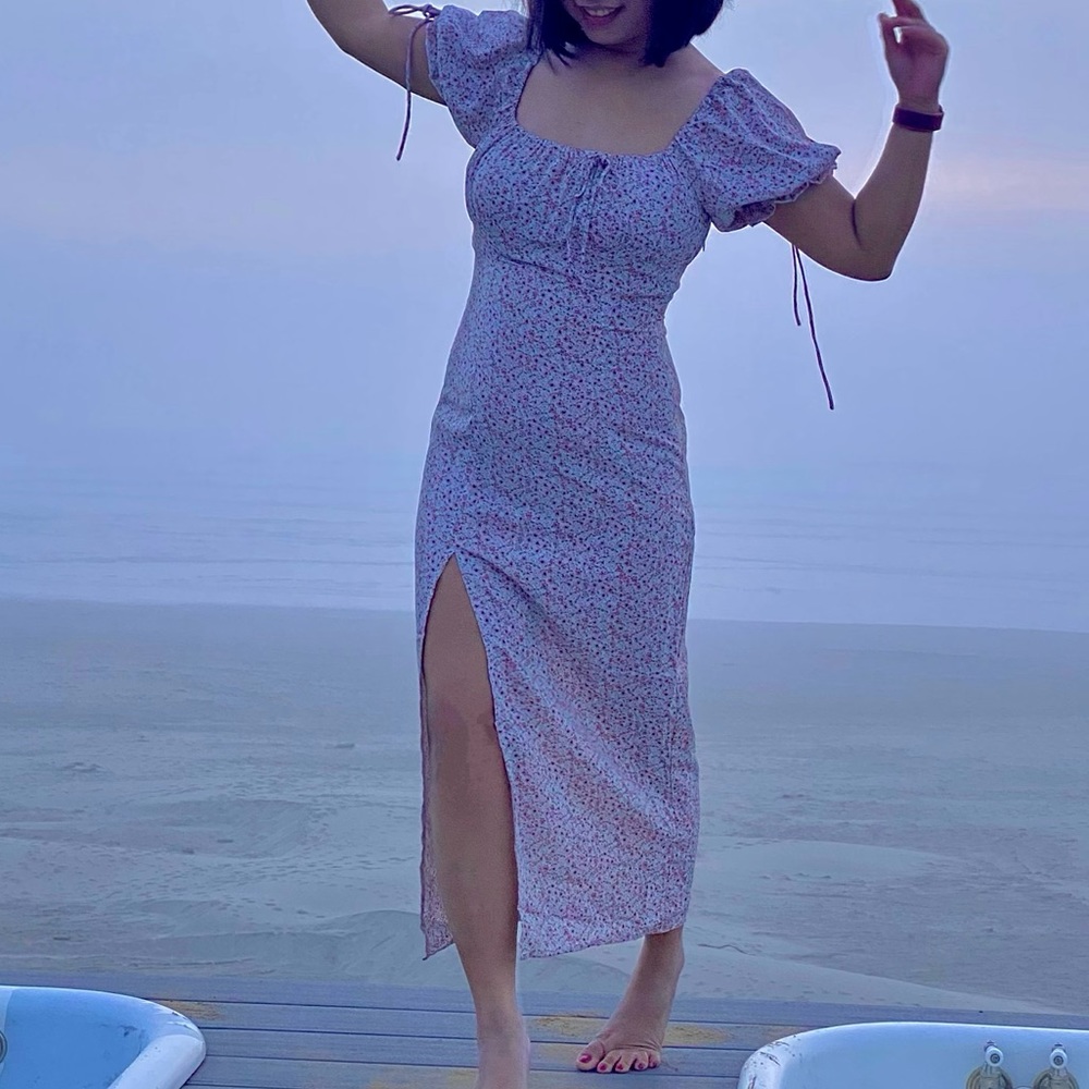 Floral puff sleeves dress